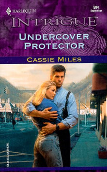 Undercover Protector (Intrigue S.)