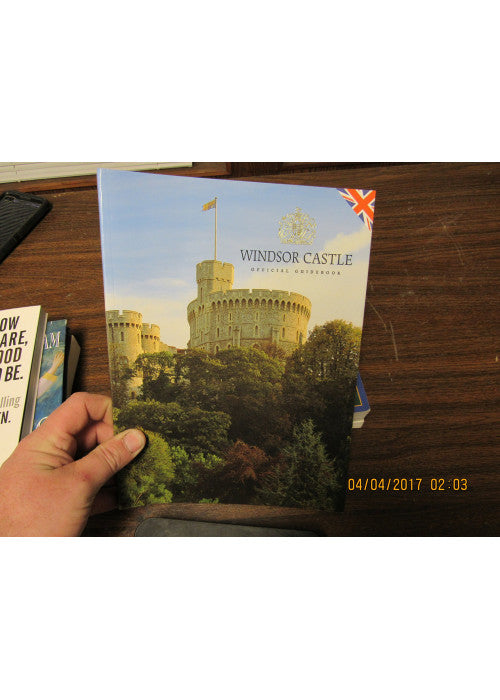 Windsor Castle: Official Guidebook