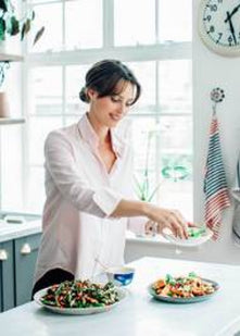 Deliciously Ella Every Day: Simple recipes and fantastic food for a healthy way of life