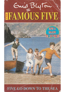Famous Five: 12: Five Go Down To The Sea: Book 12